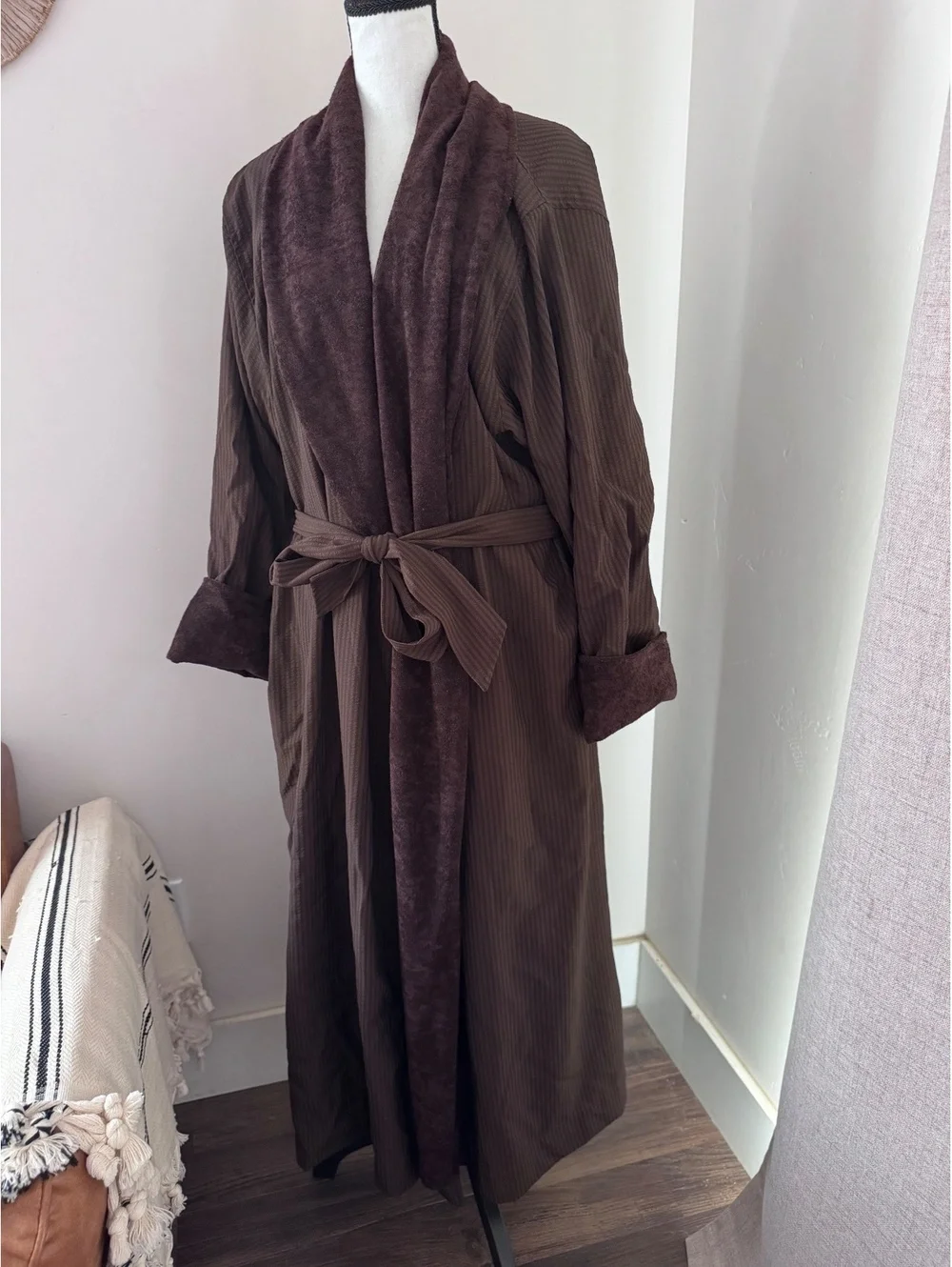 Vintage Telegraph Hills Brown Velour & Ribbed Long Robe – Size M